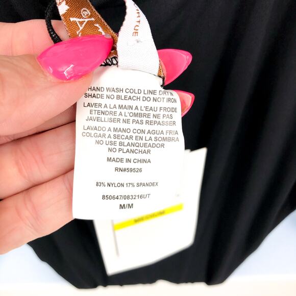 BECCA Standard Color Code Plunge Neck One Piece Swimsuit Medium Black NWT - Picture 12 of 13